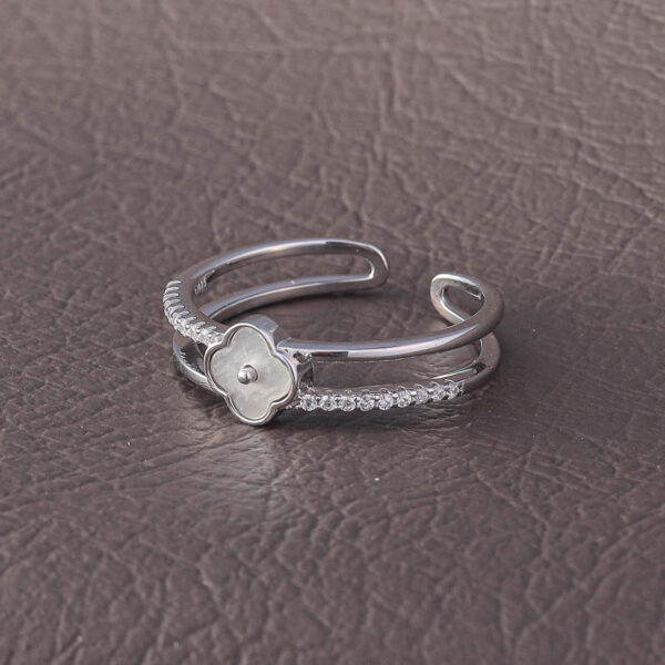 MELANO 925 Sterling Silver Flower Shape Diamond Ring Gift for Her