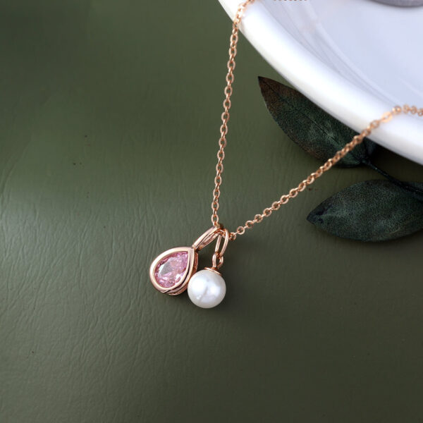 MELANO 925 Sterling Silver Italian Trending Pearl Pendant Chain Necklace